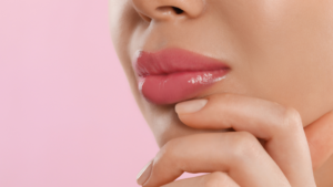 Preenchimento labial: Dicas para alcançar lábios naturais e volumosos